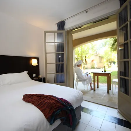 Les Agassins Hotel