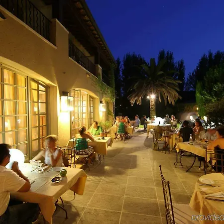 Les Agassins Hotel