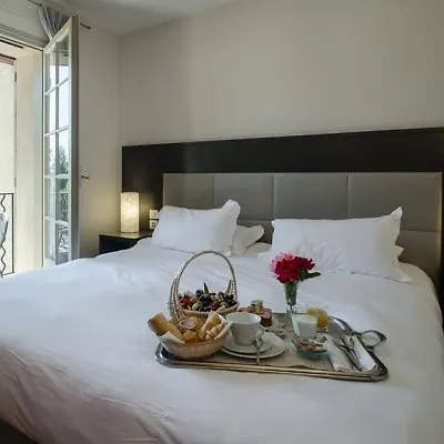 Hotel Les Agassins 4*