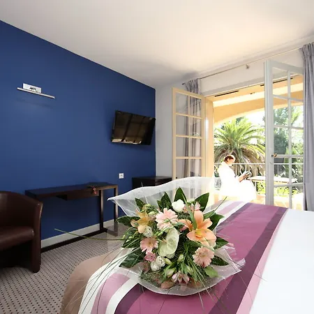 Les Agassins Hotel 4*