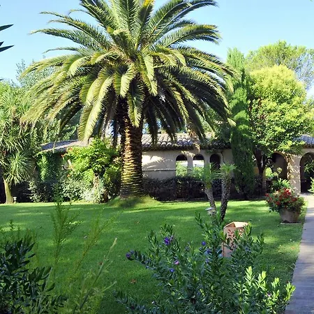 Les Agassins